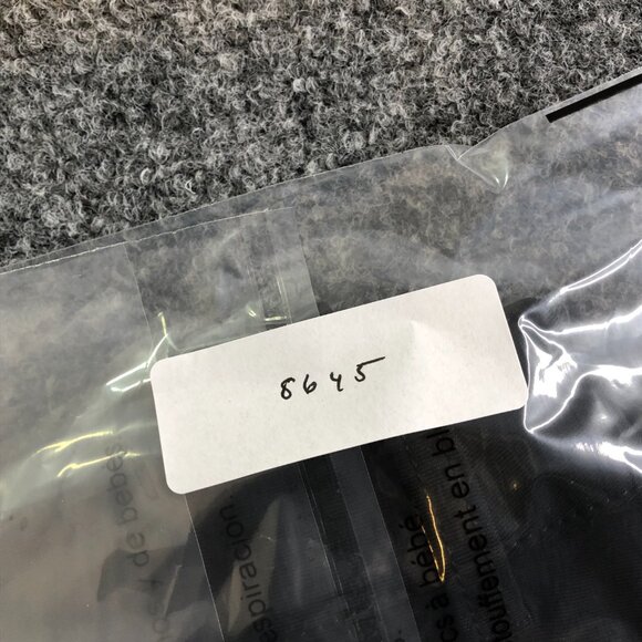 Lululemon City Sleek Slim Fit 5 Pocket Womens Size 2 Black Mid Rise Pants - Picture 13 of 13